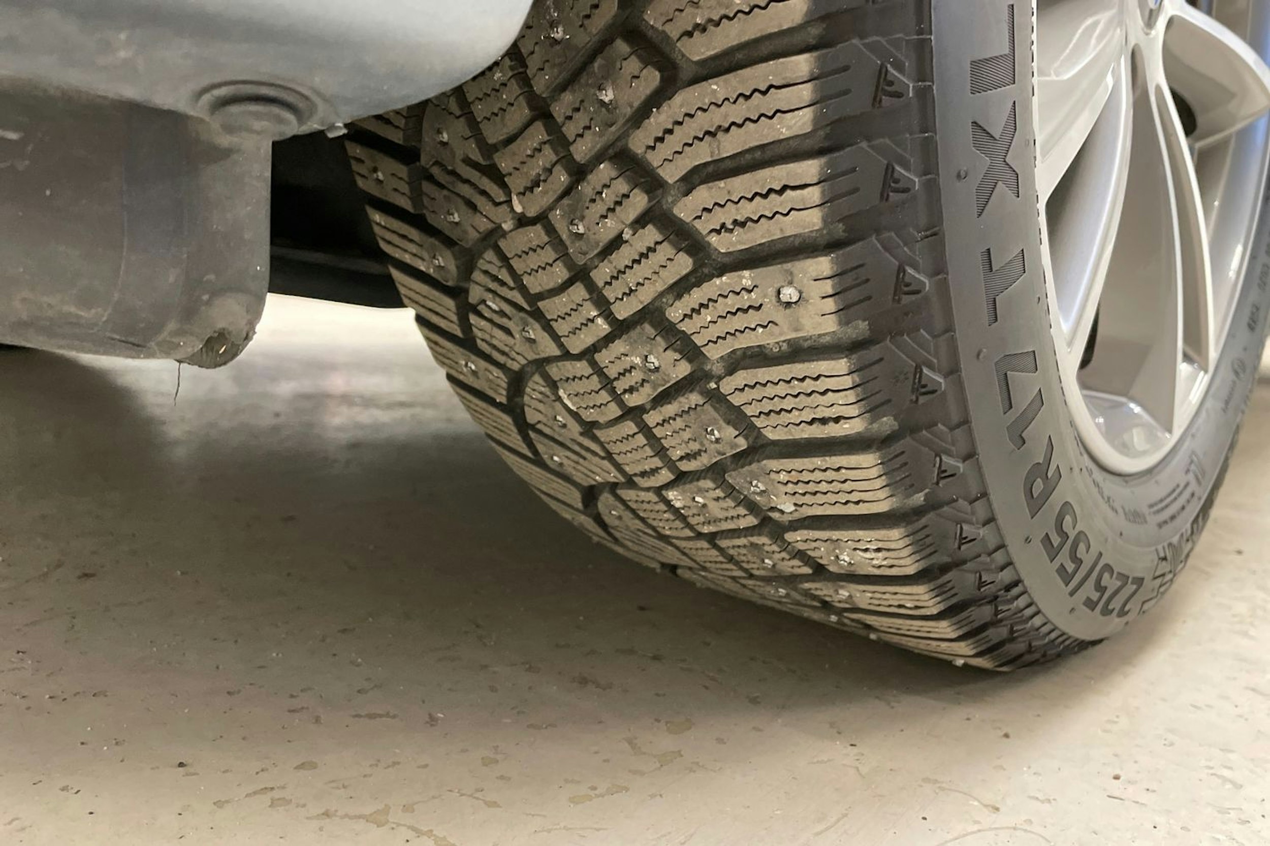 harmaa BMW 530 2018 kuva 10.