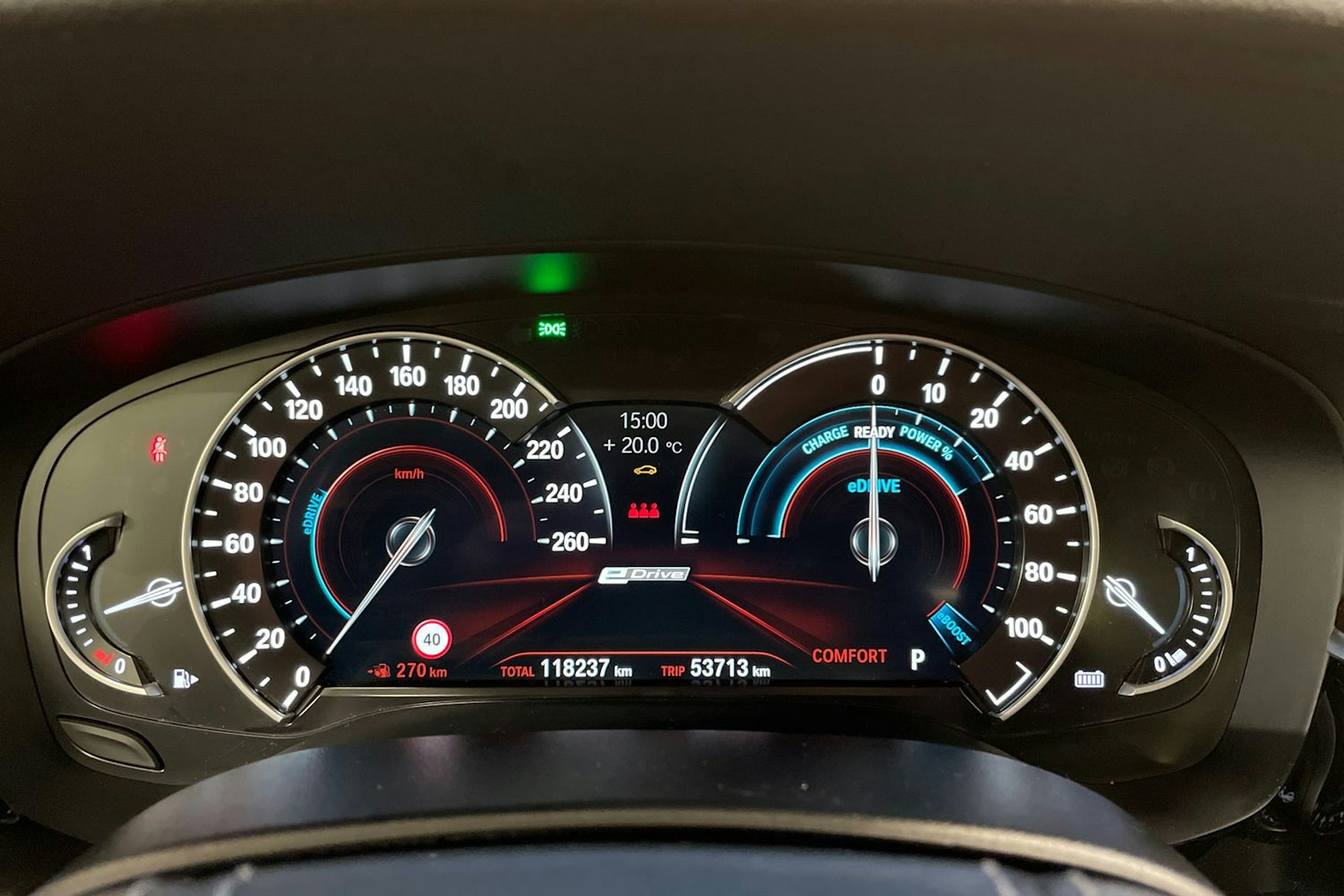 harmaa BMW 530 2018 kuva 16.