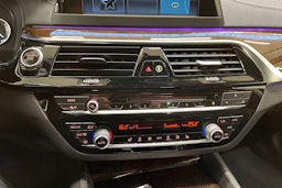 harmaa BMW 530 2018 kuva 20.