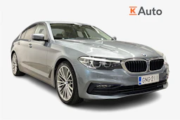 Harmaa BMW 530 2018 kuva 1.