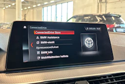 valkoinen BMW 530 2018 kuva 25.
