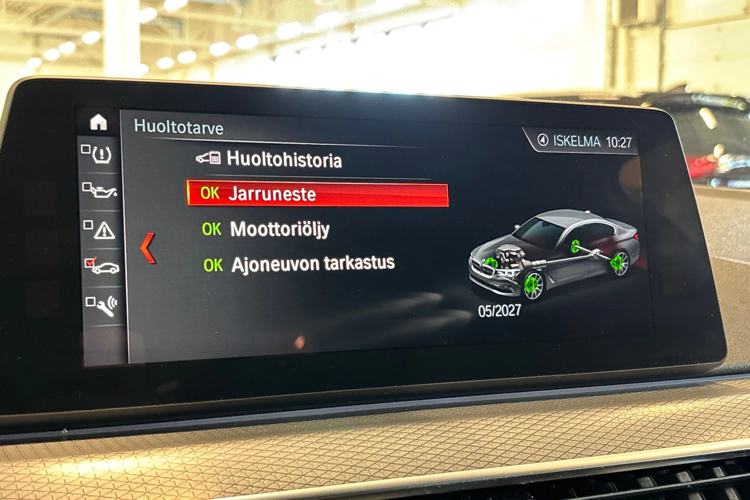 valkoinen BMW 530 2018 kuva 27.