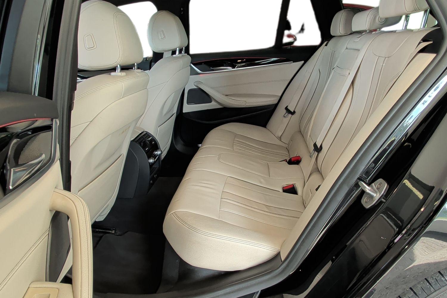 BMW 530 2018, photo 7/23