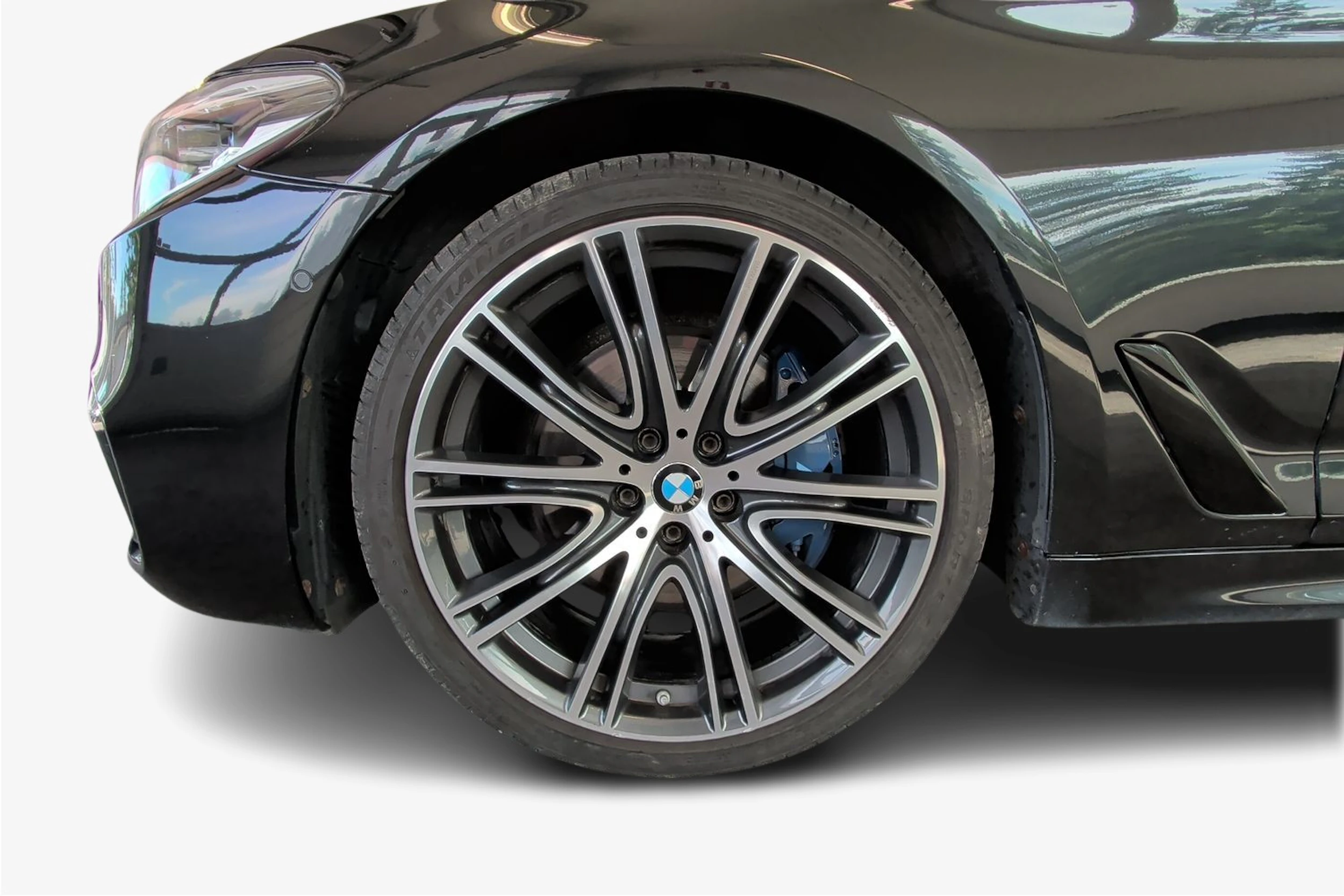 musta BMW 530 2018 kuva 9.