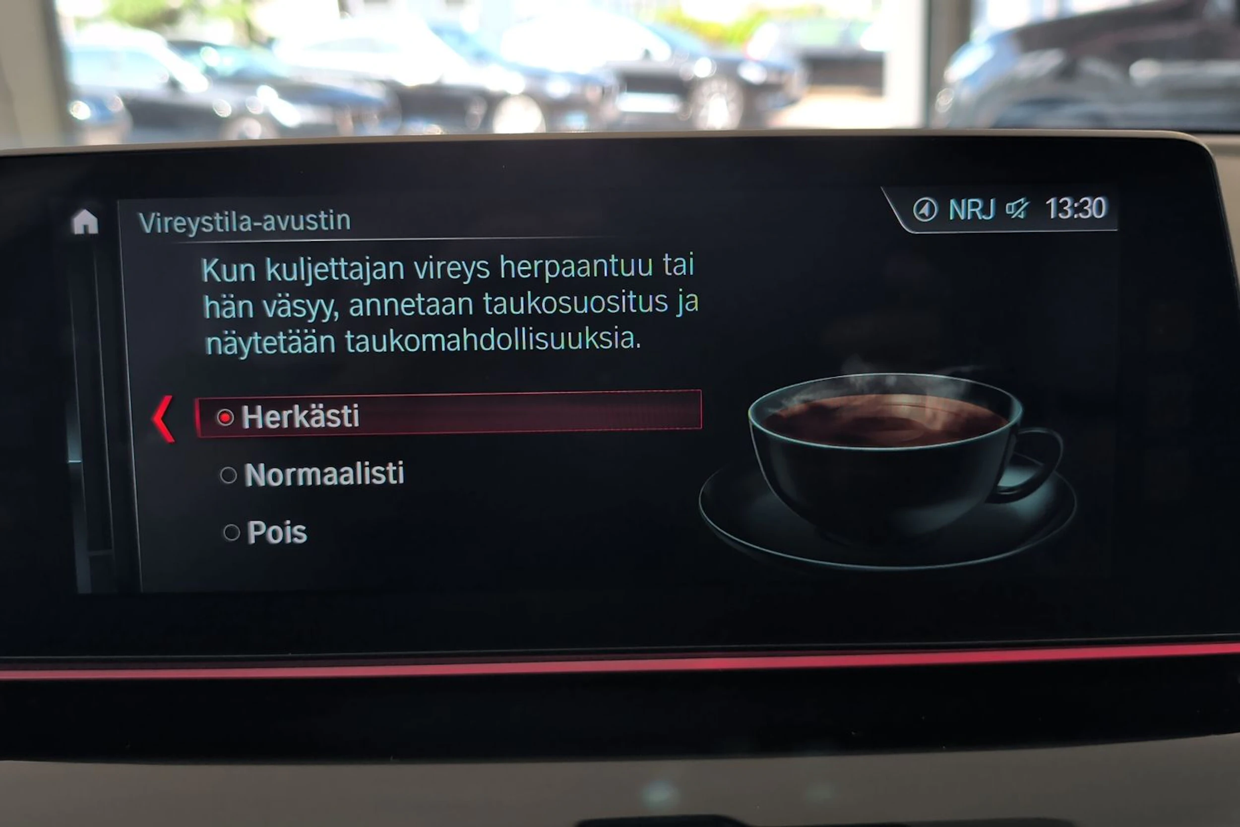 musta BMW 530 2018 kuva 17.