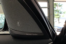 musta BMW 530 2018 kuva 22.