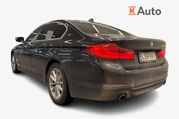 harmaa BMW 530 2018 kuva 2.