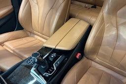 harmaa BMW 530 2018 kuva 20.