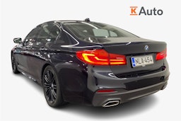 Musta BMW 530 2018 kuva 2.