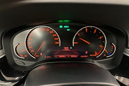 Musta BMW 530 2018 kuva 14.