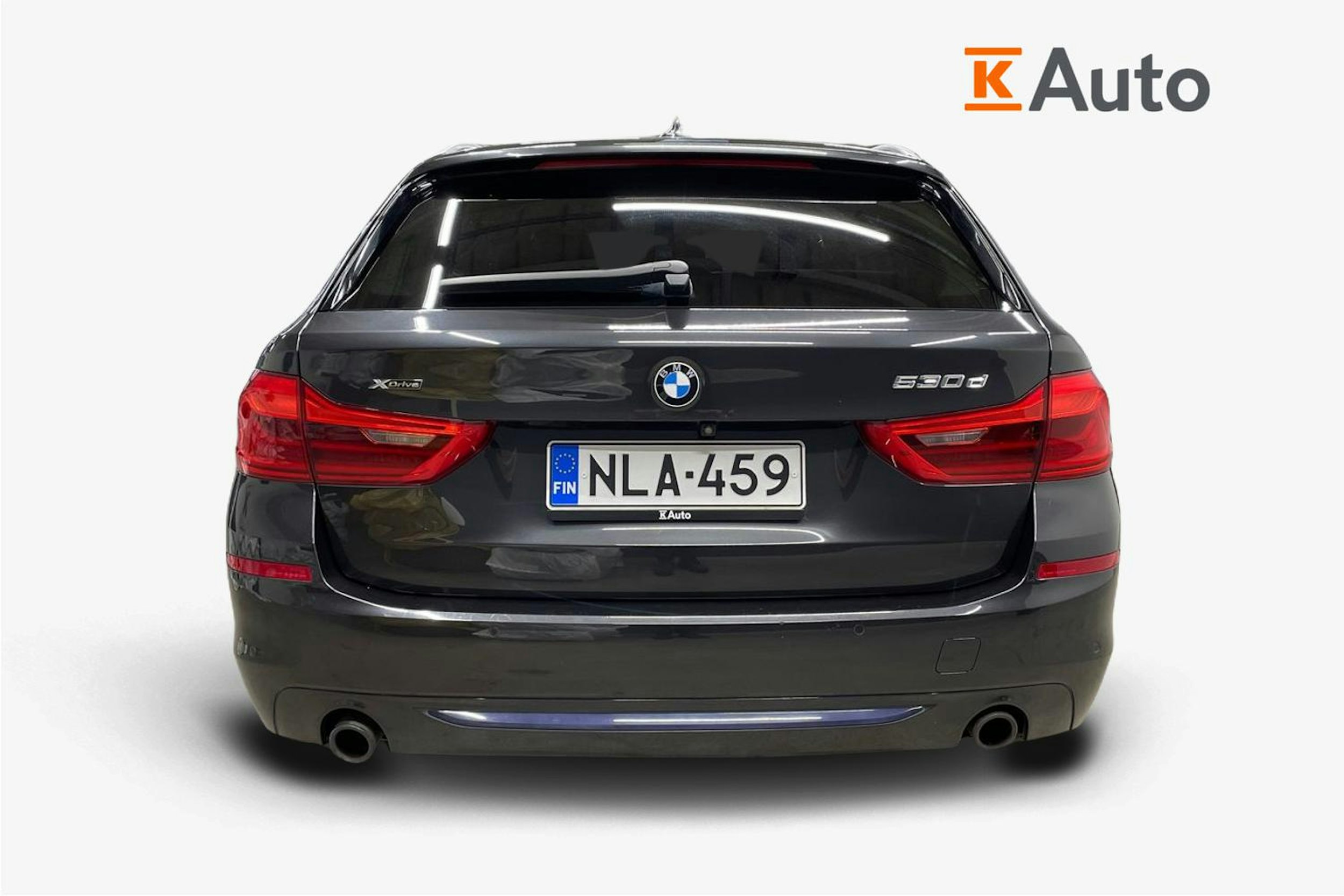 harmaa BMW 530 2018 kuva 3.