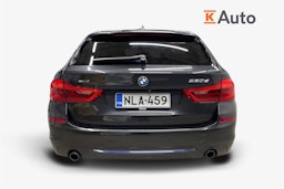 harmaa BMW 530 2018 kuva 3.