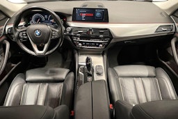 harmaa BMW 530 2018 kuva 9.