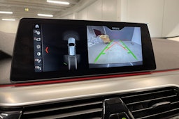 harmaa BMW 530 2018 kuva 20.