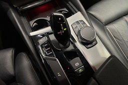harmaa BMW 530 2018 kuva 22.