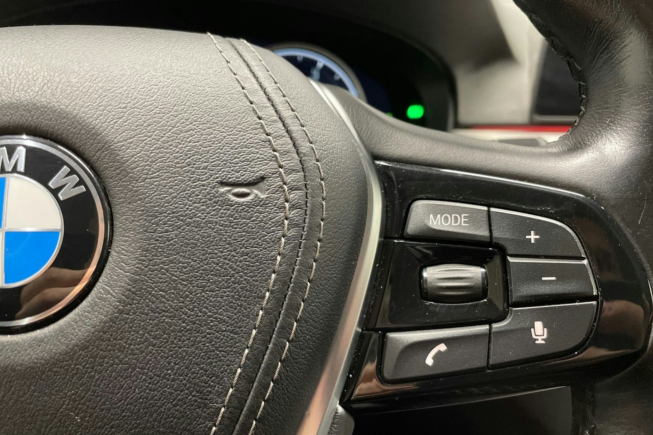 harmaa BMW 530 2018 kuva 25.