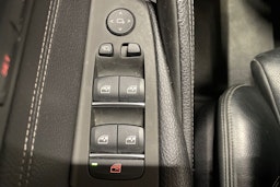 harmaa BMW 530 2018 kuva 26.