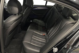 musta BMW 530 2018 kuva 10.
