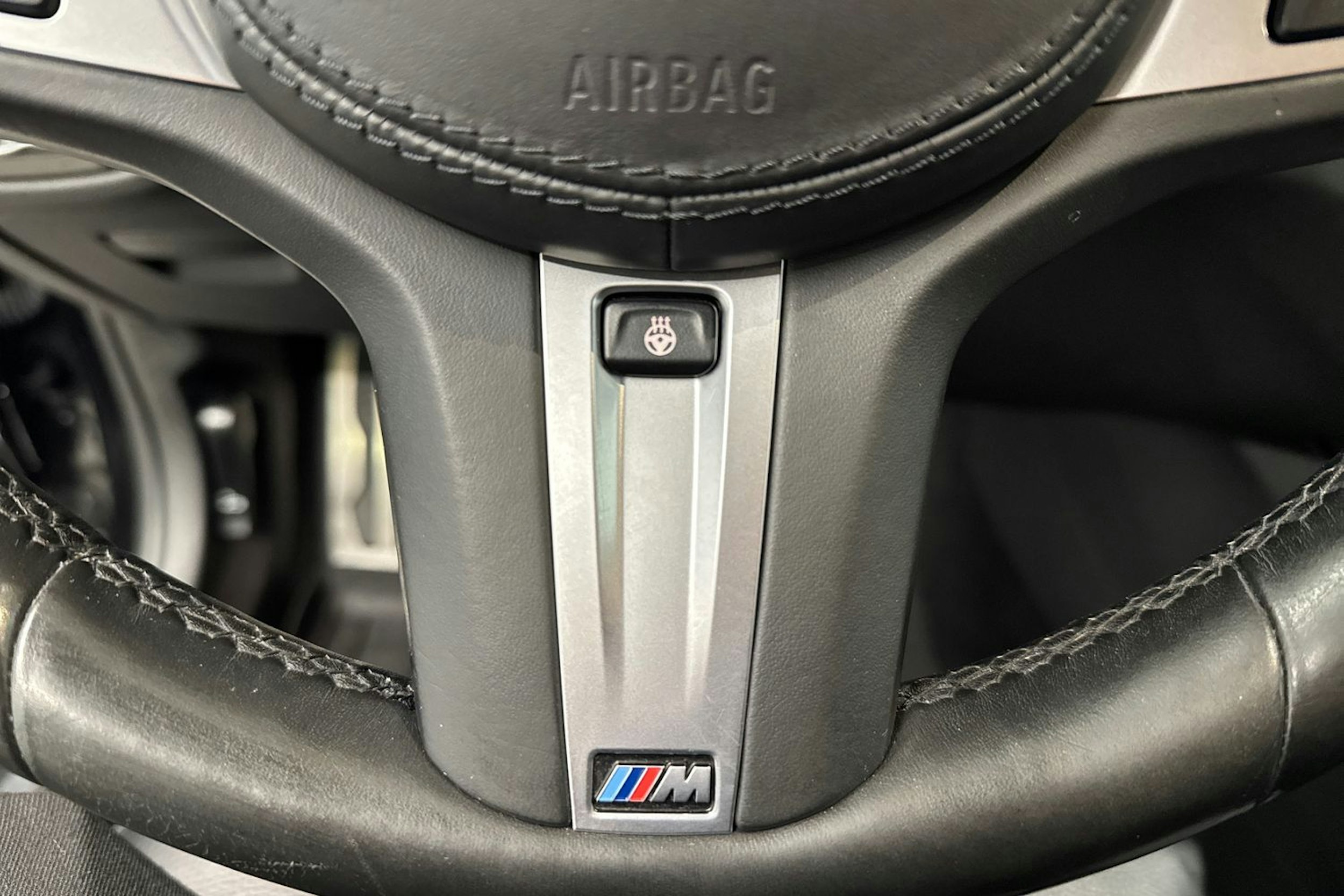 musta BMW 530 2018 kuva 17.