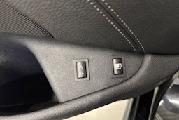 musta BMW 530 2018 kuva 23.