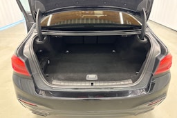 musta BMW 530 2018 kuva 26.