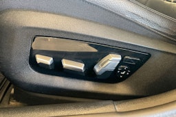 Sininen BMW 530 2017 kuva 23.