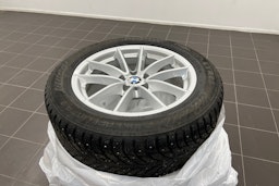 Sininen BMW 530 2018 kuva 10.