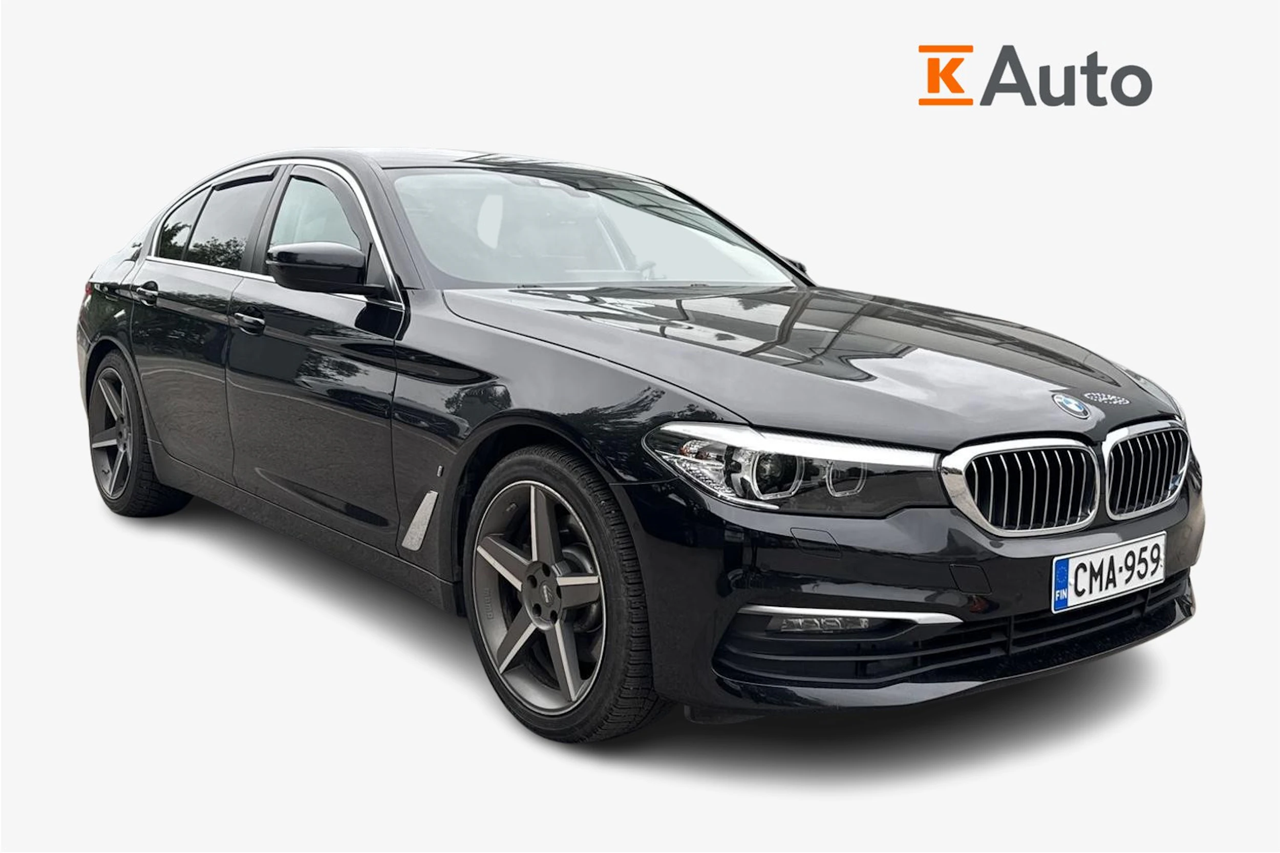musta BMW 530 2019 kuva 1.