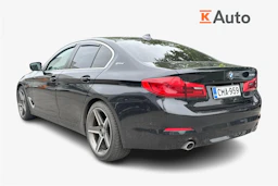 musta BMW 530 2019 kuva 2.