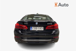 musta BMW 530 2019 kuva 3.