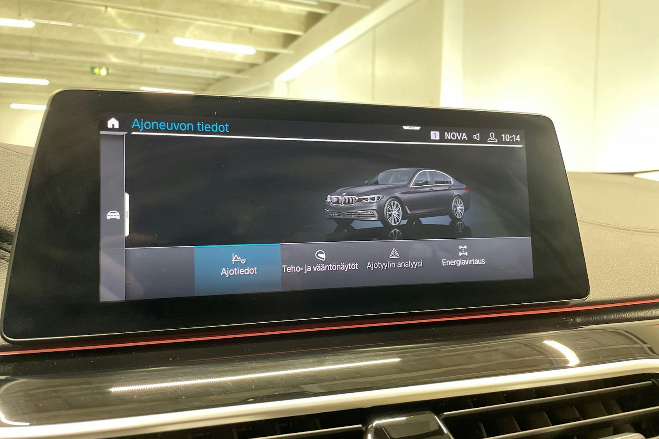musta BMW 530 2019 kuva 20.