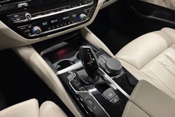 musta BMW 530 2019 kuva 25.