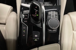 musta BMW 530 2019 kuva 26.