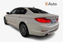 valkoinen BMW 530 2019 kuva 2.