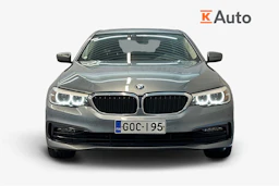 sininen BMW 530 2020 kuva 4.