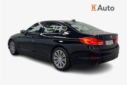 musta BMW 530 2019 kuva 2.