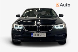 musta BMW 530 2019 kuva 5.