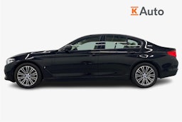 musta BMW 530 2019 kuva 6.