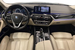 musta BMW 530 2019 kuva 9.