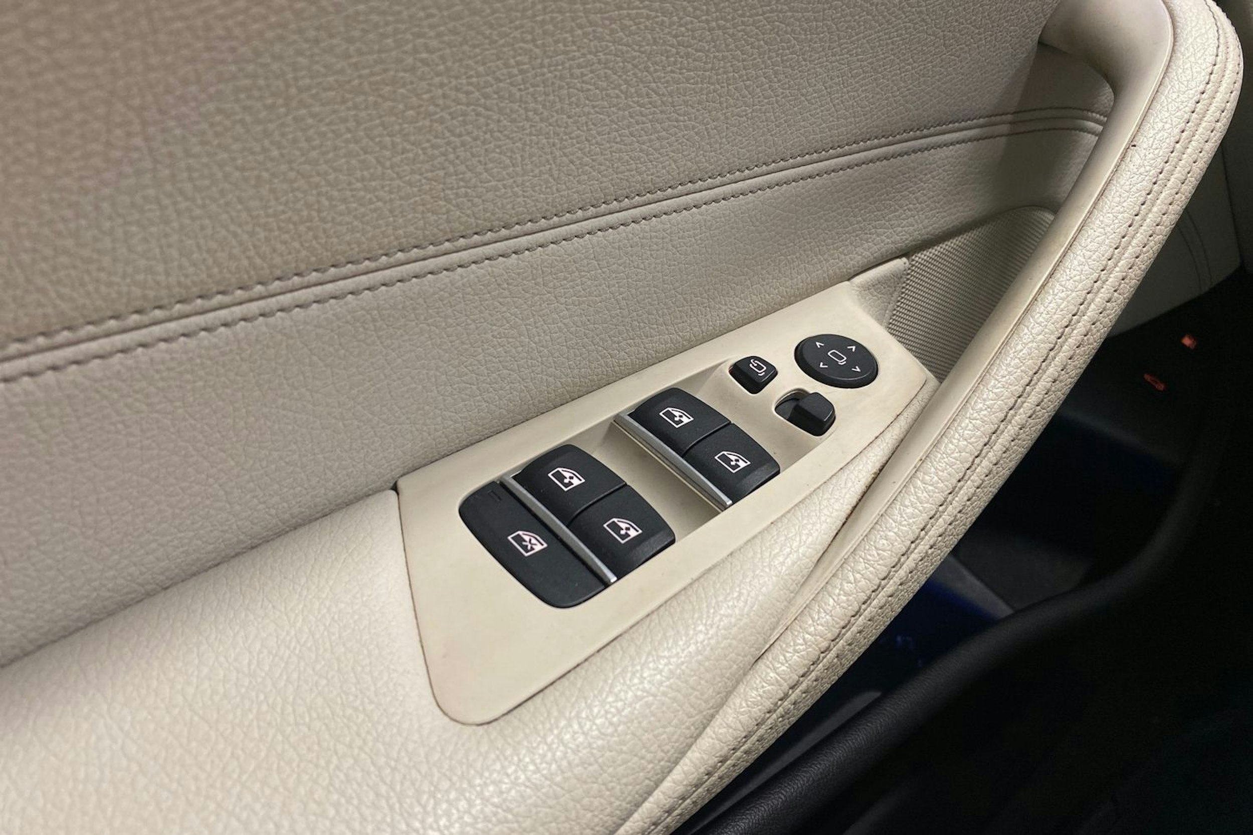musta BMW 530 2019 kuva 14.