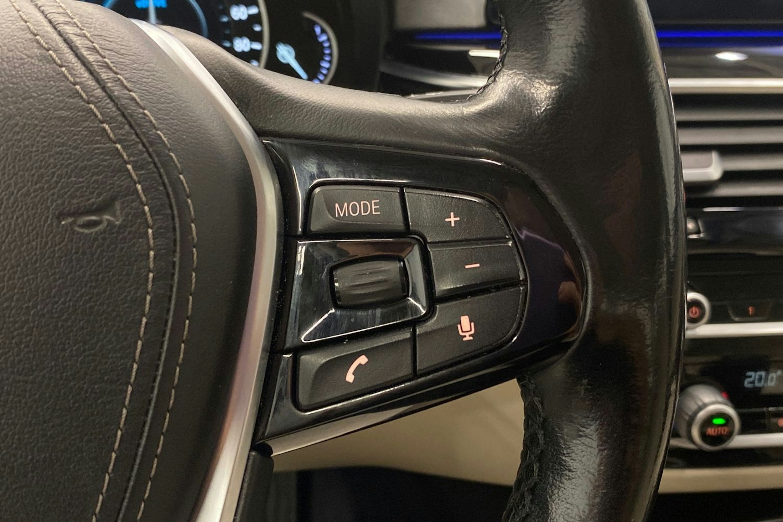 musta BMW 530 2019 kuva 18.