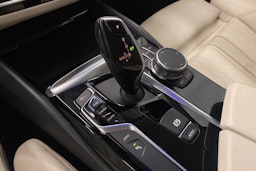 musta BMW 530 2019 kuva 23.