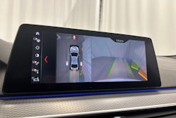 valkoinen BMW 530 2019 kuva 25.