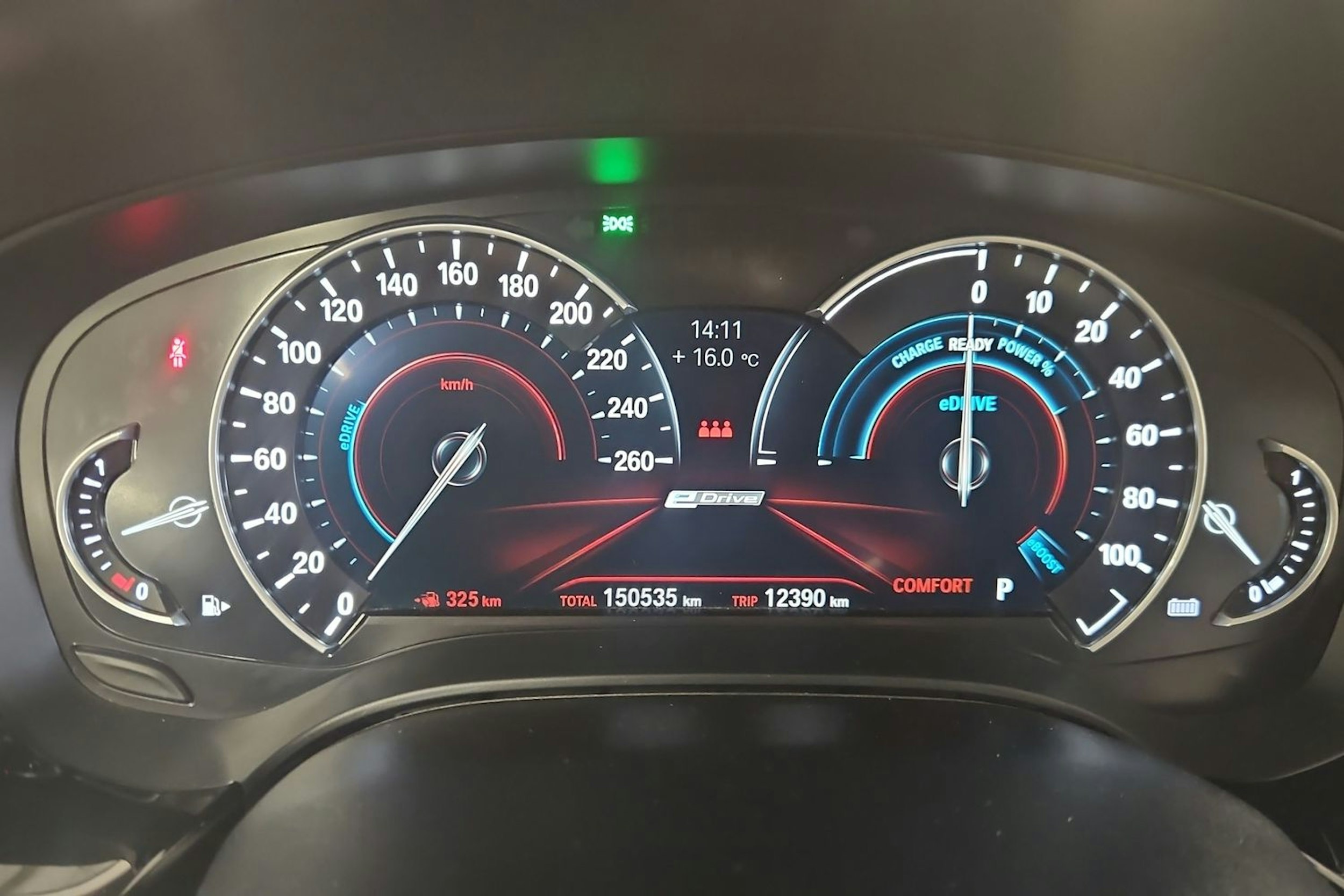 Valkoinen BMW 530 2019 kuva 14.