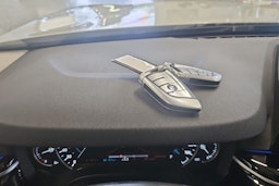 Valkoinen BMW 530 2019 kuva 21.