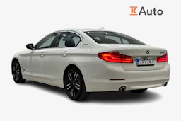 valkoinen BMW 530 2019 kuva 3.
