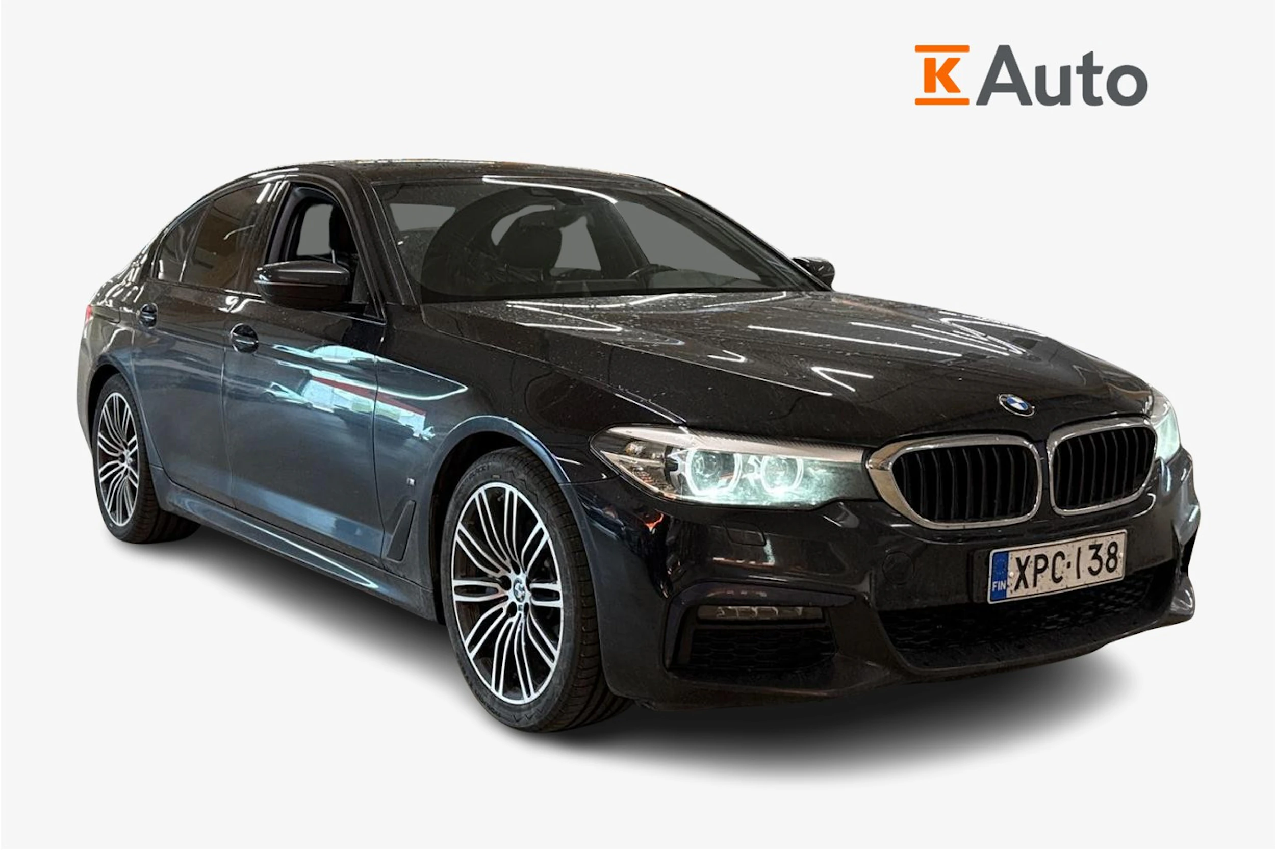 musta BMW 530 2019 kuva 1.