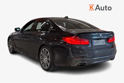 musta BMW 530 2019 kuva 2.