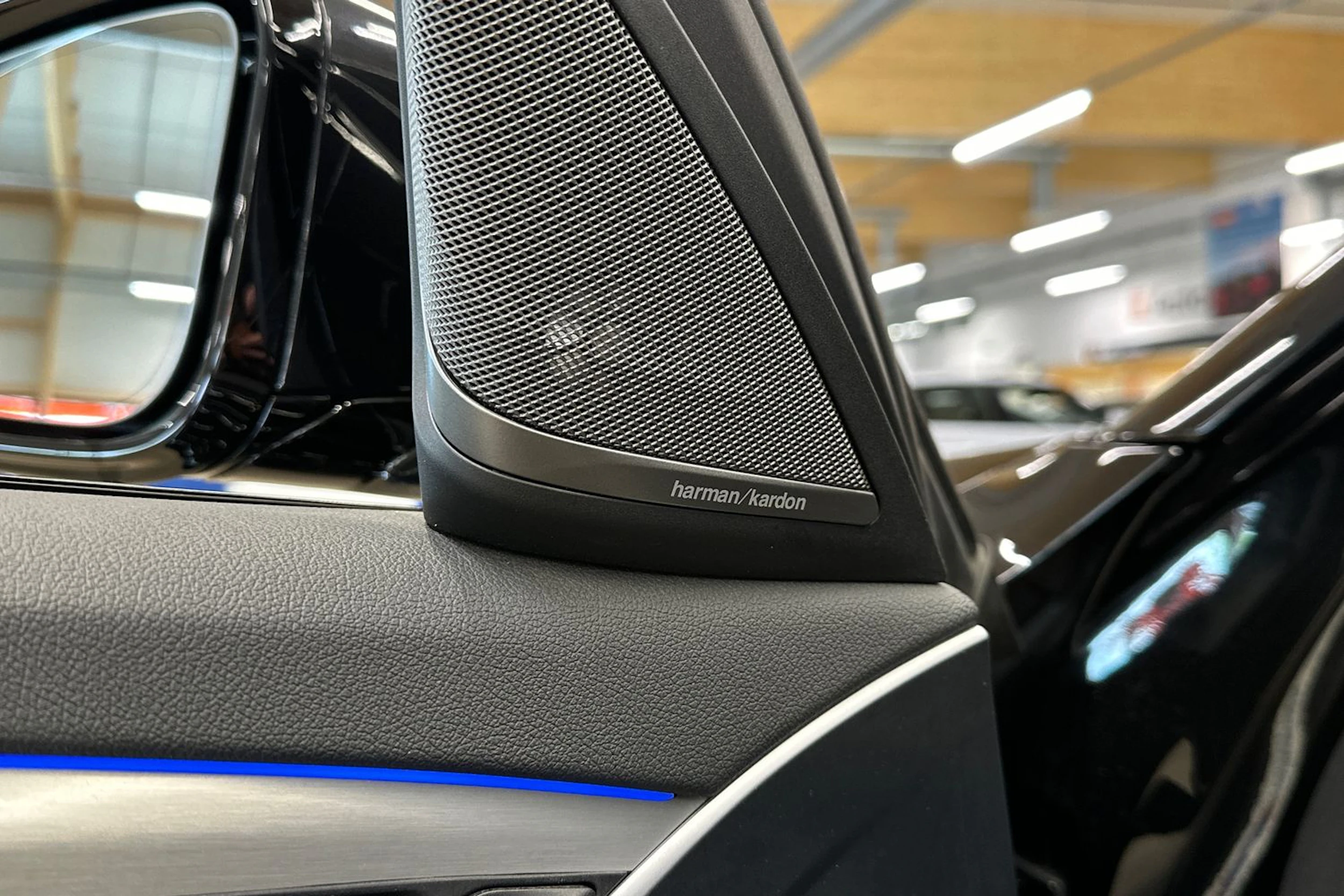 musta BMW 530 2019 kuva 18.