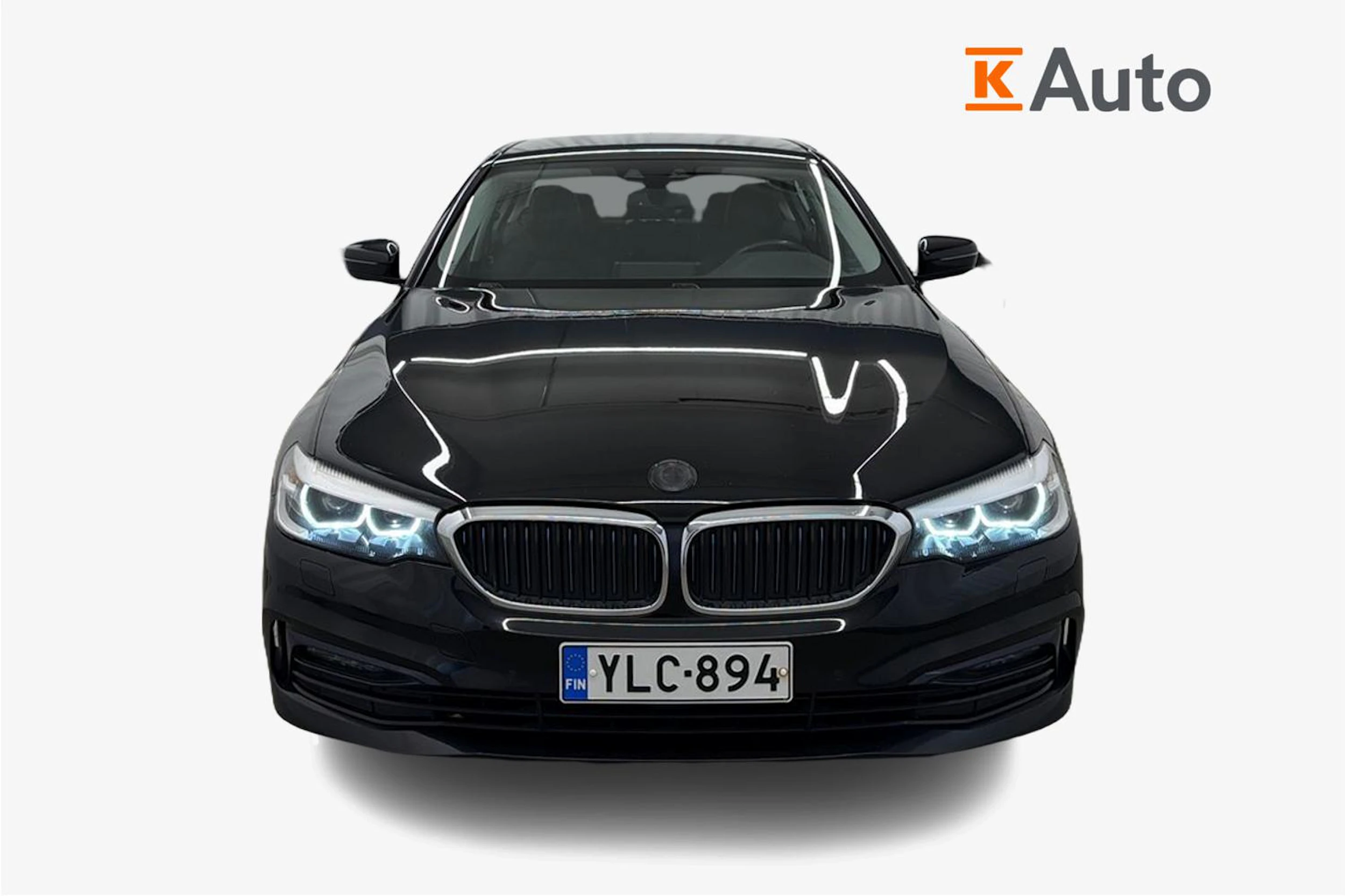 musta BMW 530 2019 kuva 4.